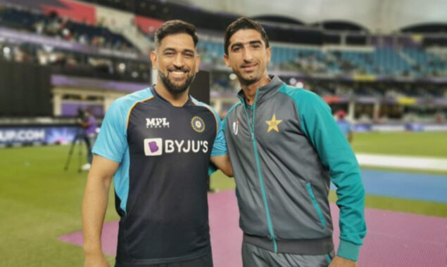 Shahnawaz Dahani wishes happy birthday to his role model “MS Dhoni”