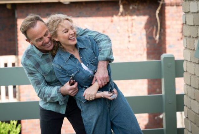 Margot Robbie and Delta Goodrem say goodbyes in the Neighbours finale