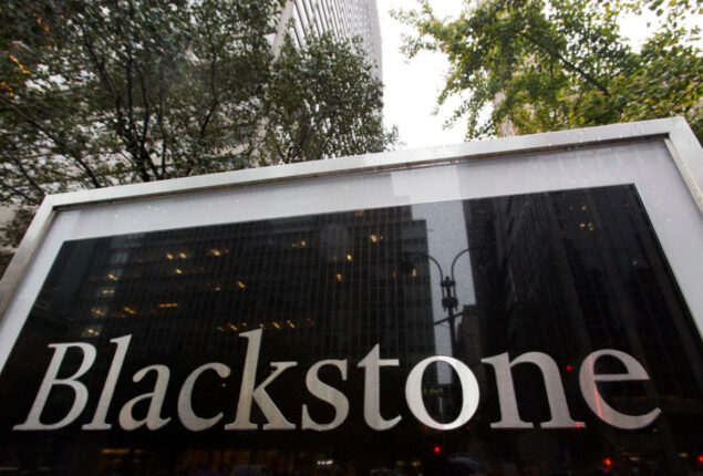 Blackstone claims soaring inflows but economic slowdown
