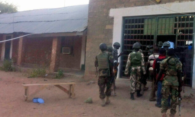 Gunmen stormed Nigerian jail