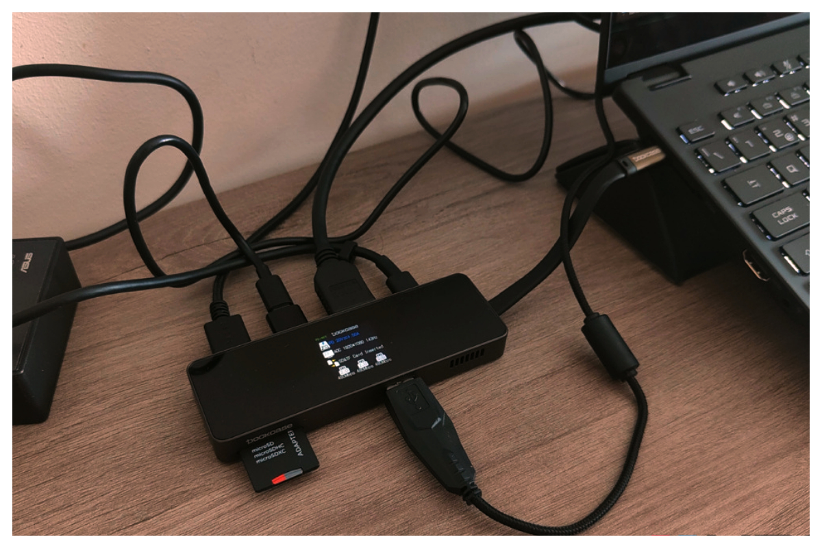 DockCase USB-C Visual Smart Hub review: Screen-equipped dock