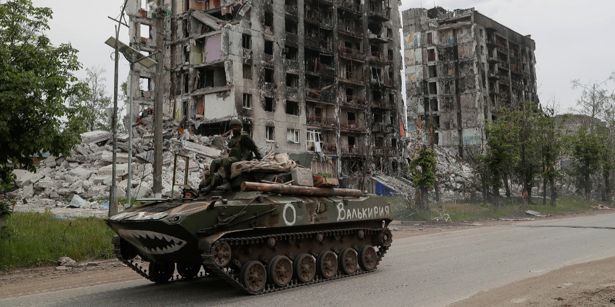 Ukrainian forces drive them back into Novomykhailivka