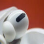 Apple Airpods Pro 2 can avoid traffic collisions
