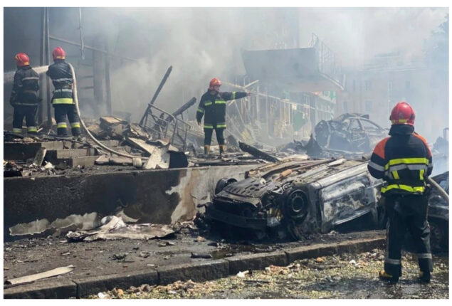 Russian missiles strikes kill 17 in central Ukraine