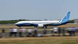 Airbus tails Boeing in Farnborough jet orders tussle