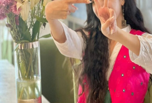 Mawra Hocane Still Takes Decisions to Live Single Celebrity