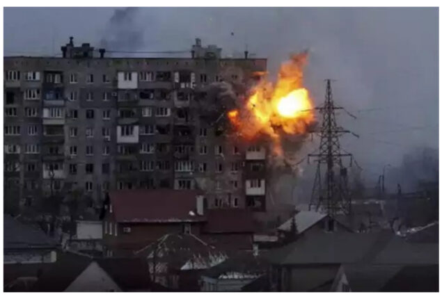 Blasts rock Ukrainian port day after grain deal