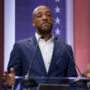 Wisconsin Democrats back Barnes to defeat Senators Johnson