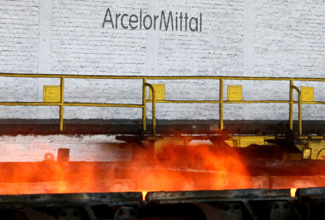ArcelorMittal profits