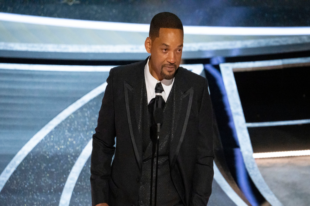 Will Smith expresses regret to Chris Rock