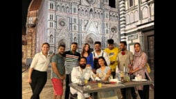 Yash posts picture with fans from Bangladesh and Italy