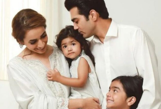 Shahzad Sheikh latest adorable family photo