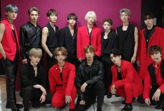 “WORLD” by SEVENTEEN wins first place on Inkigayo