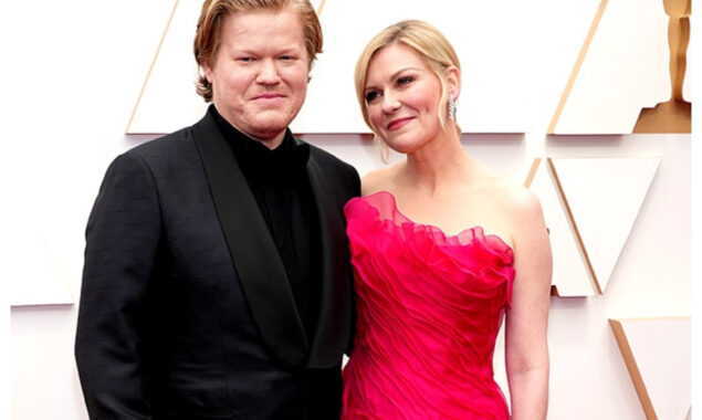  Kirsten Dunst got married with Jesse Plemons