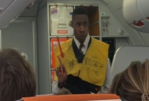 Flight attendant demonstrated sassy safety style internet goes viral