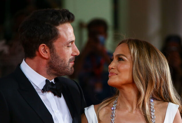 Jennifer Lopez and Ben Affleck ‘cried to each other’ as they got married