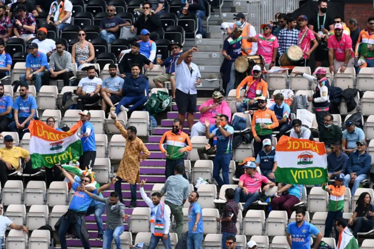 indian fans complain