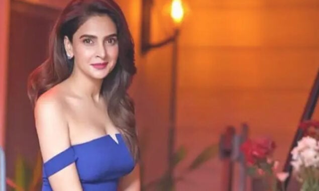 Saba Qamar shows off her glamour in her most recent videos