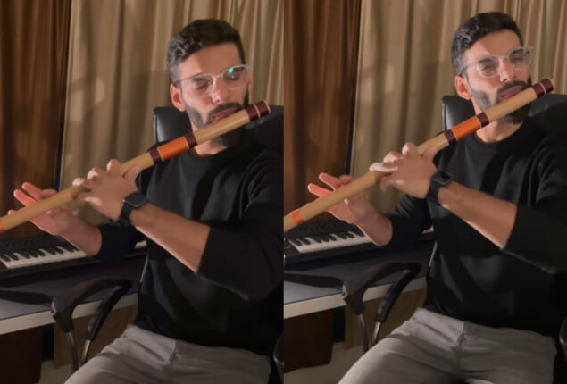 Man plays tune Zara Zara on flute, taking Internet by storm