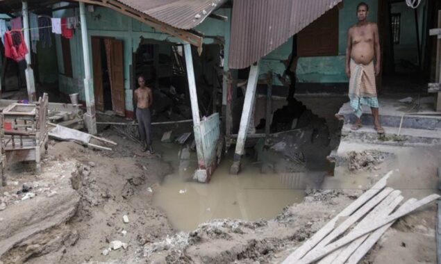 Indian landslide search enters third day with 25 dead