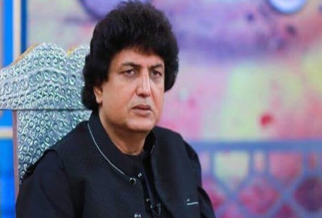 Khalil-ur-Rehman Qamar denies working with Shaan and Sarmad Khoosat