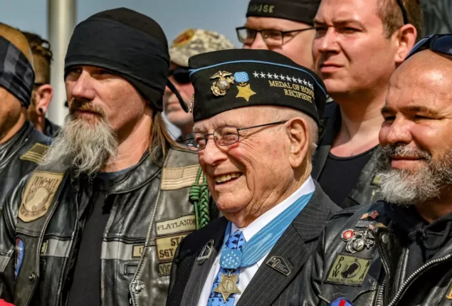 Congress pays the highest tribute to the final WWII Medal of Honor receivers