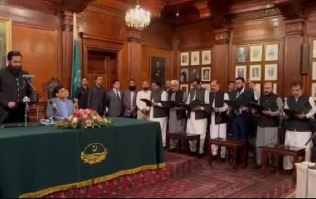 37-member Punjab Cabinet takes oath