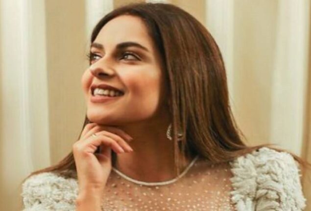 Amar Khan shares gunshot BTS video from the drama set