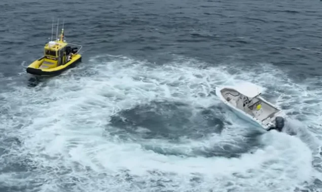 Massachusetts boaters rescued from the “circle of death” after being flung into the water
