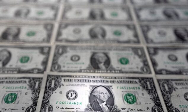 Rampant dollar reaches new 24-year high against the yen