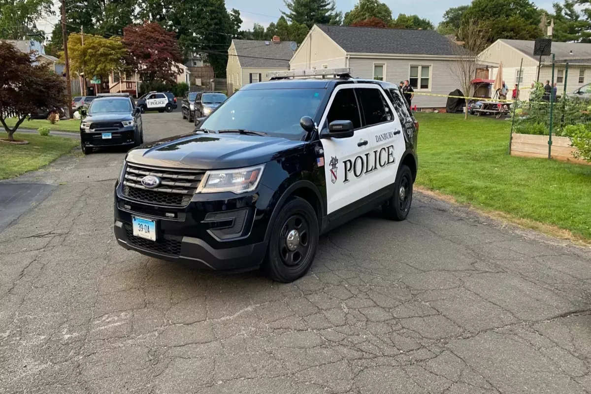 Texas man shoots woman in neck but bullet exits, kills him, police say