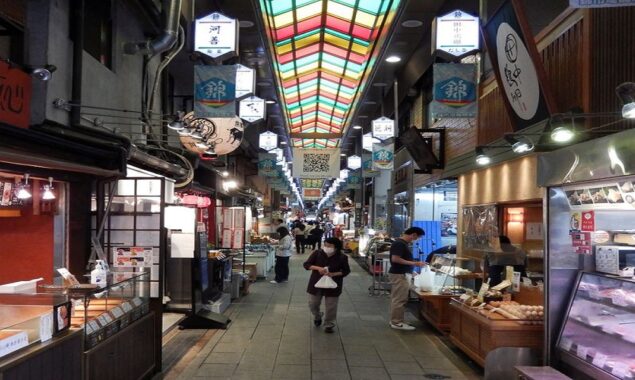 Kyoto’s love-hate relationship with tourists continues, as the Yen declines