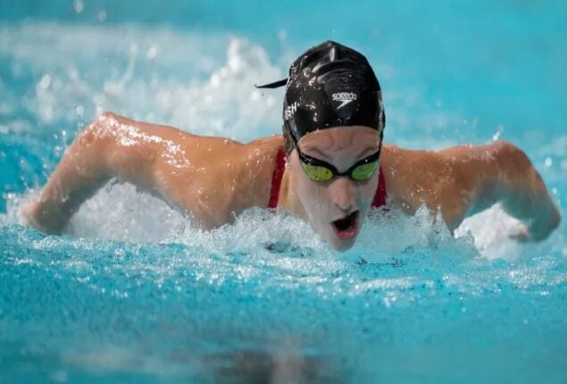 Summer McIntosh wins gold in women’s 400m individual medley while setting Commonwealth Games record