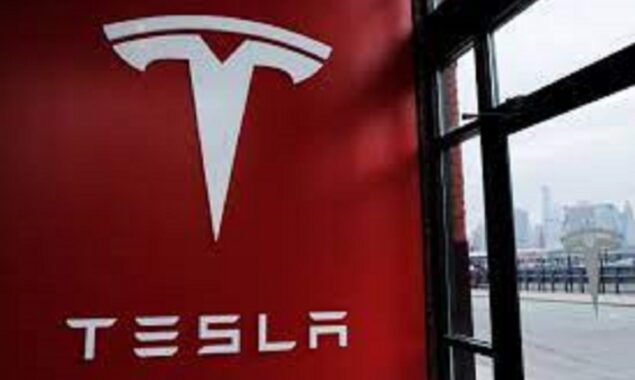 U.S. agency launches investigation into tragic Florida Tesla accident