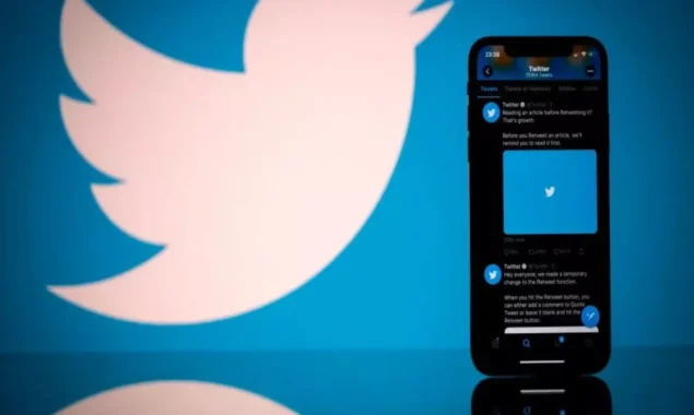 Users of the Twitter Blue app for Android will be able to alter the navigation bar