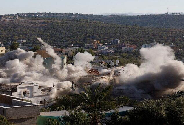 Israeli forces demolish houses of accused Palestinian gunmen
