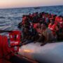 Italy migrants: Nearly 1,200 arrive by boat in 24 hours