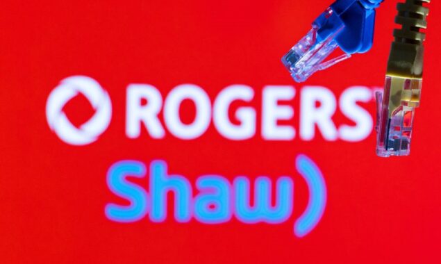 Rogers, Shaw shares fall as outage raises uncertainty over C$20 bln deal