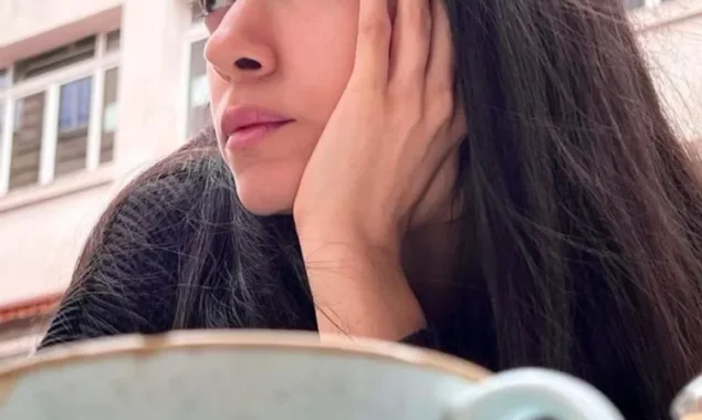 Hrithik Roshan perfectly captures ladylove Saba Azad’s beauty