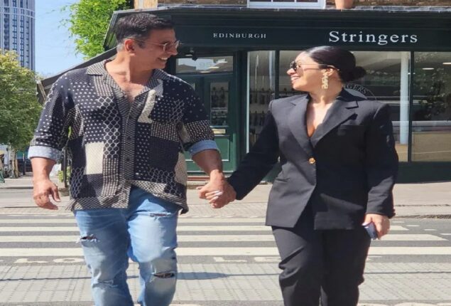 Akshay Kumar and Bhumi Pednekar enjoy their time in UK ahead of release of film