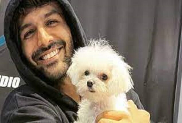 Kartik Aaryan’s adorable PIC with his pet pooch Katori is probably the best thing on internet today