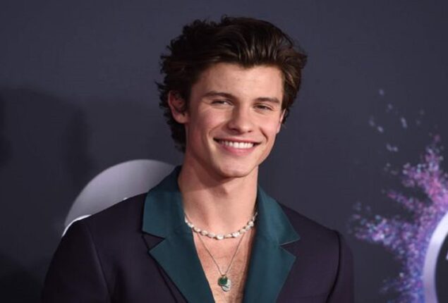 Shawn Mendes cuts a dapper figure while grabbing coffee in Los Angeles