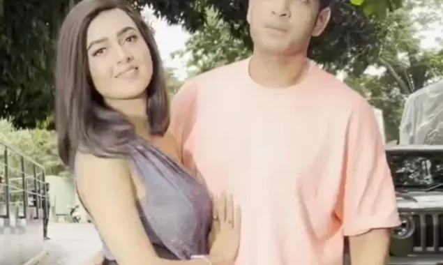 Tejasswi Prakash & Karan Kundrra go on a cute tea date; Win fans’ hearts