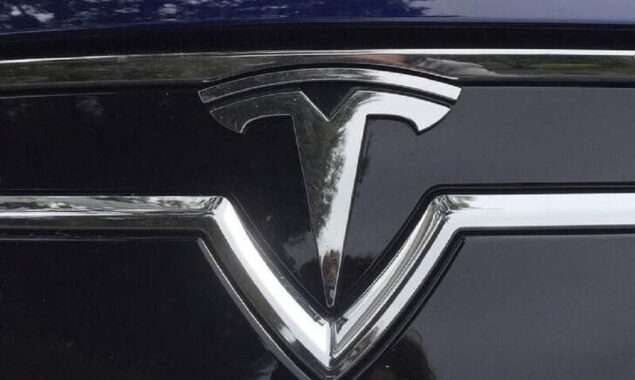 Tesla employees who were laid off file a plea, alleging severance pay