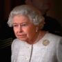 Queen tries to settle the situation