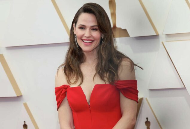 Jennifer Garner says she is thrilled about losing her fourth child