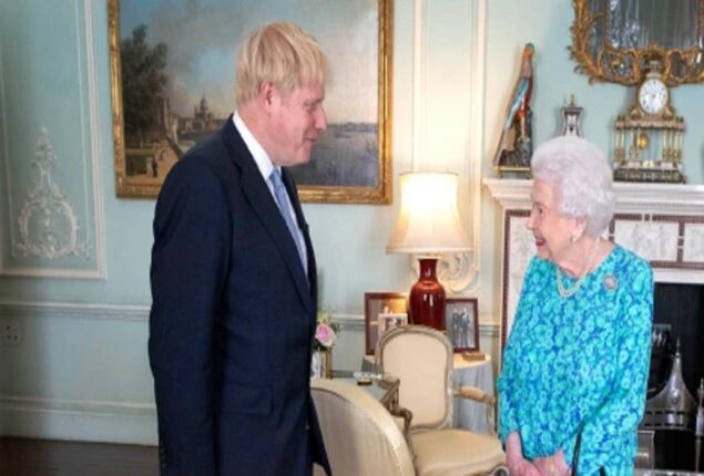 The queen will welcome Boris Johnson