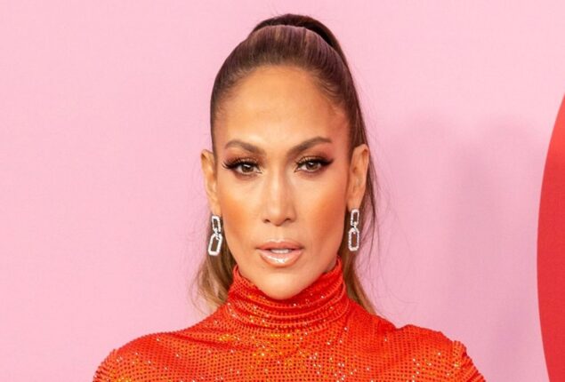 Jennifer Lopez was spotted at Broadway show in NYC