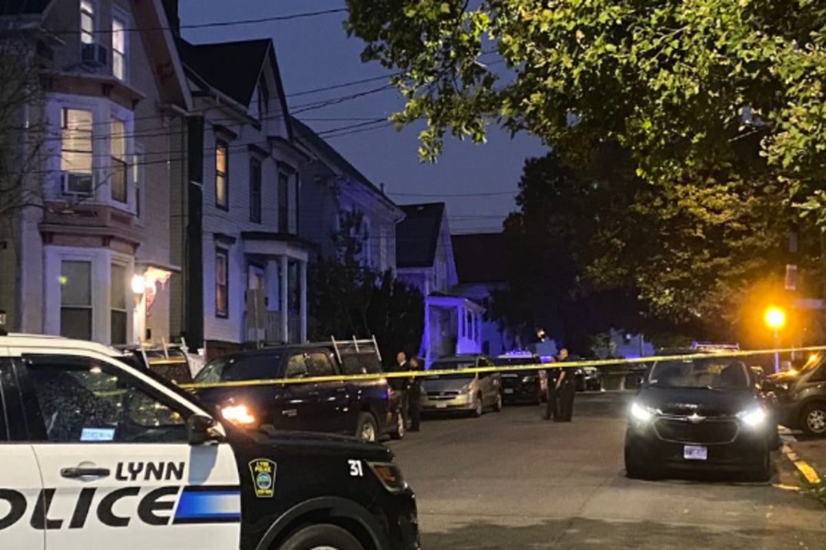 Massachusetts apparent murder-suicide
