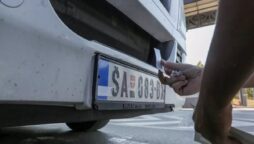 Kosovo delays new car number plate laws